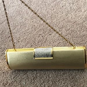 Gold clutch